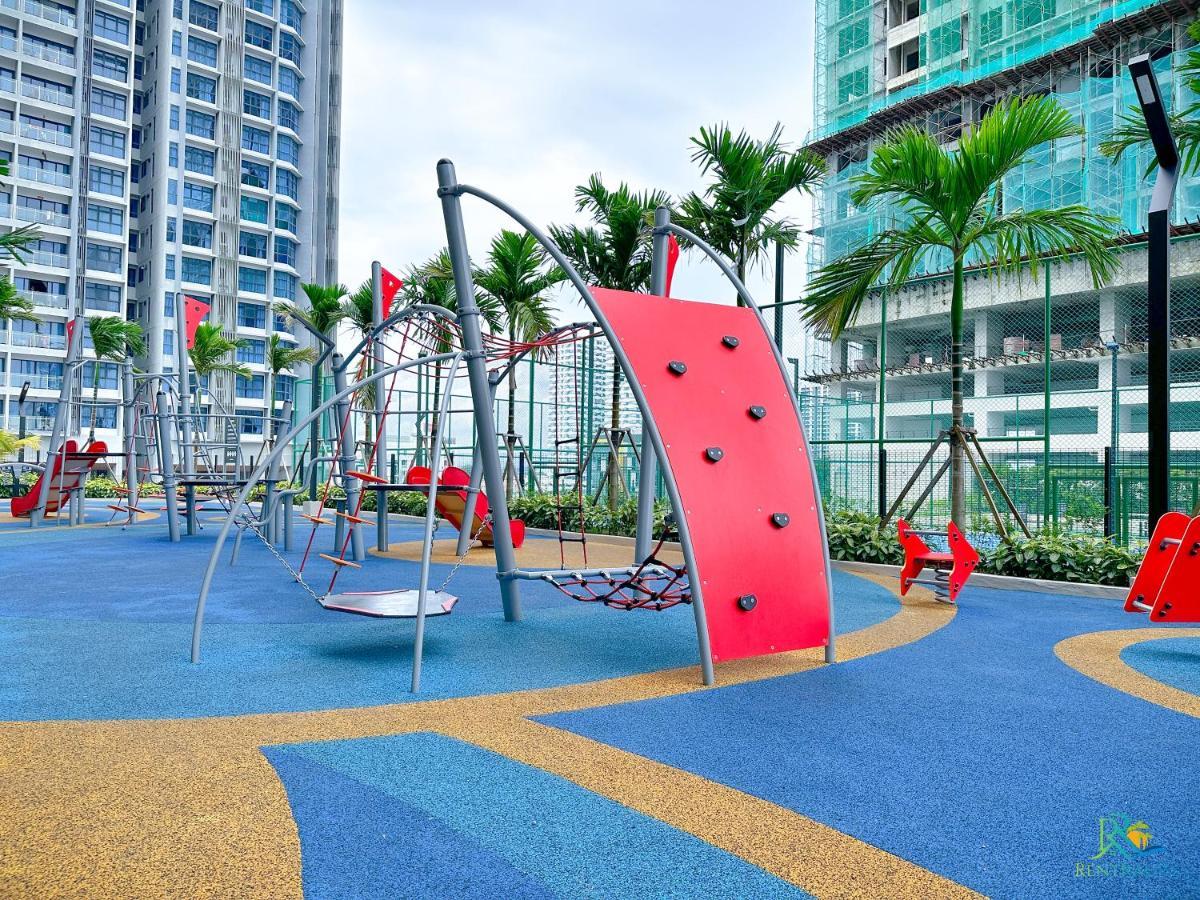 Bali Sea View Residences Melaka At Stayrene Bagian luar foto