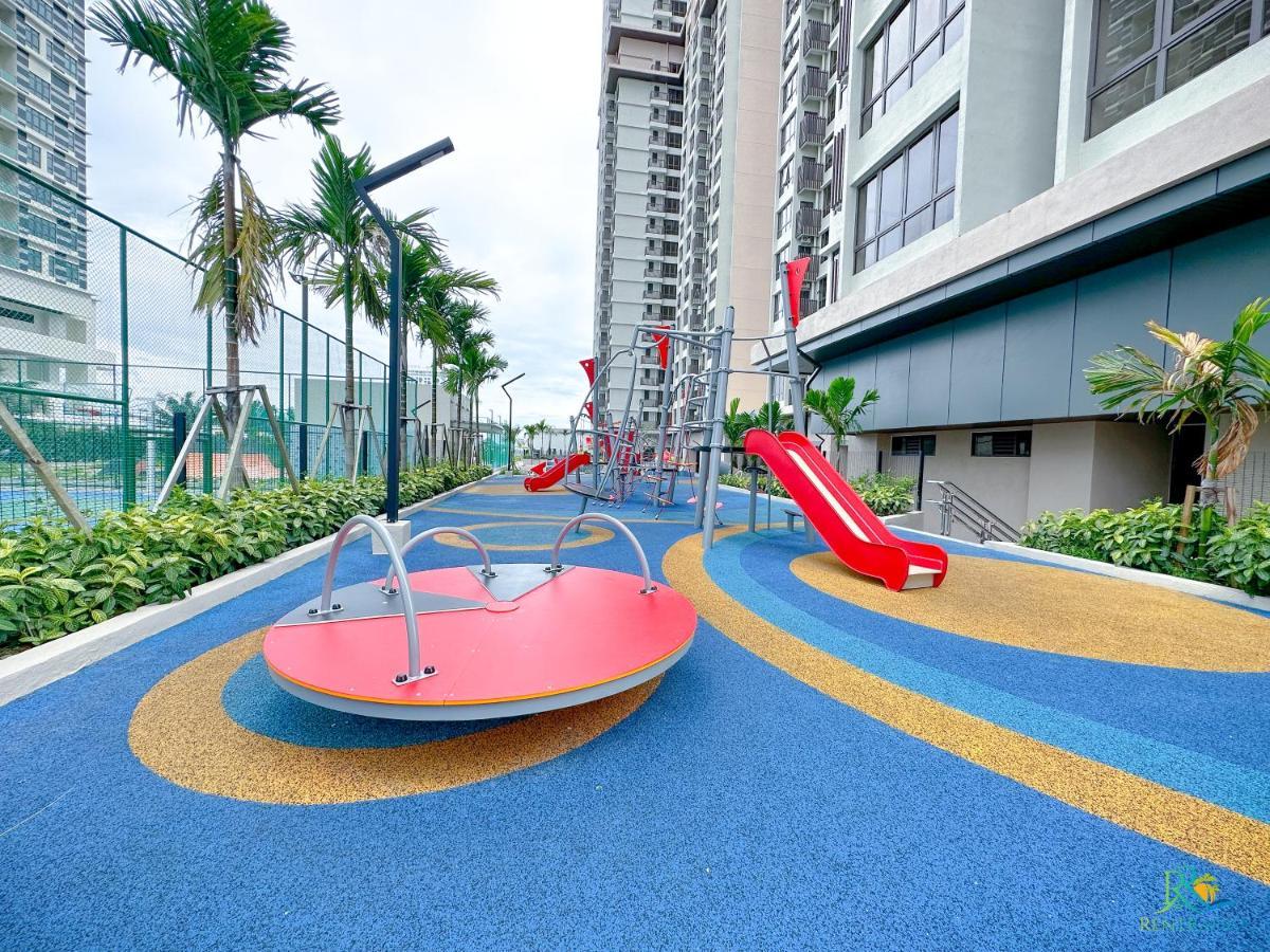 Bali Sea View Residences Melaka At Stayrene Bagian luar foto