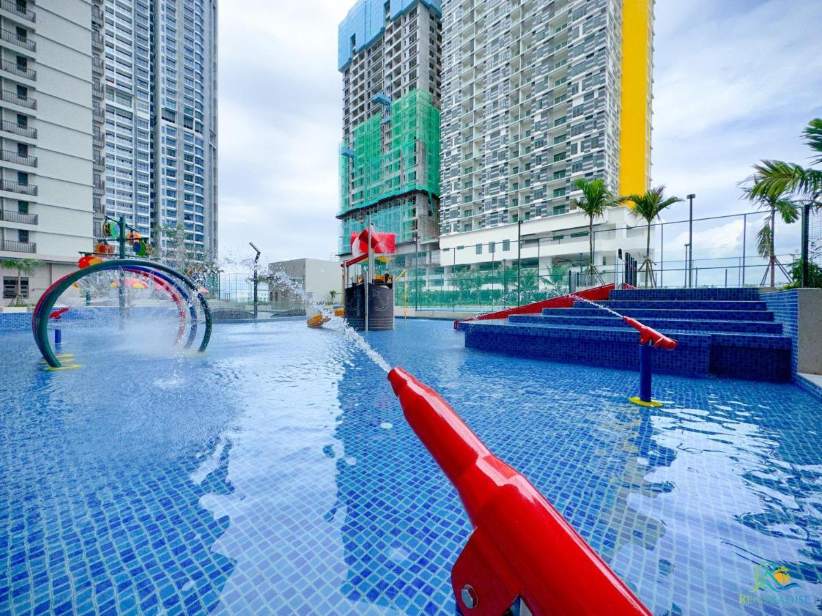 Bali Sea View Residences Melaka At Stayrene Bagian luar foto