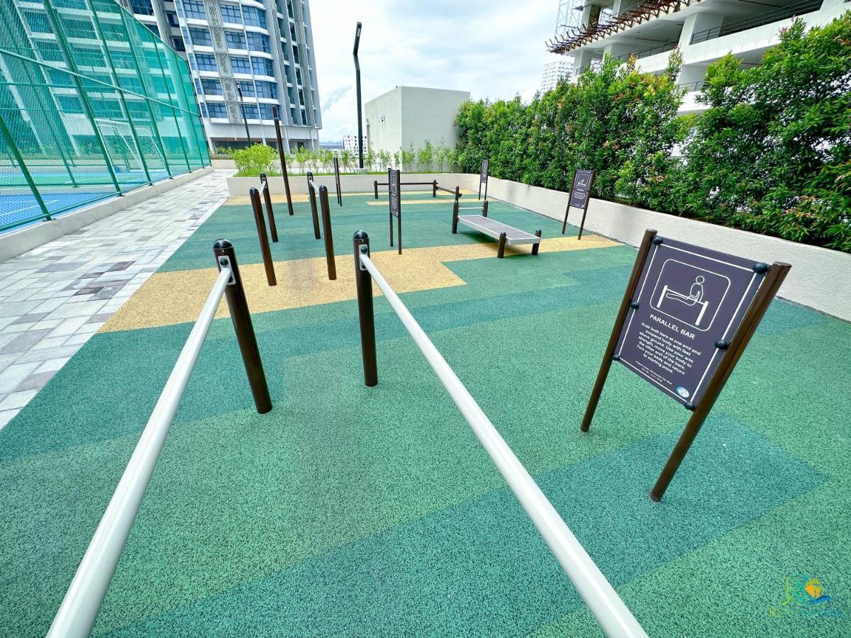Bali Sea View Residences Melaka At Stayrene Bagian luar foto